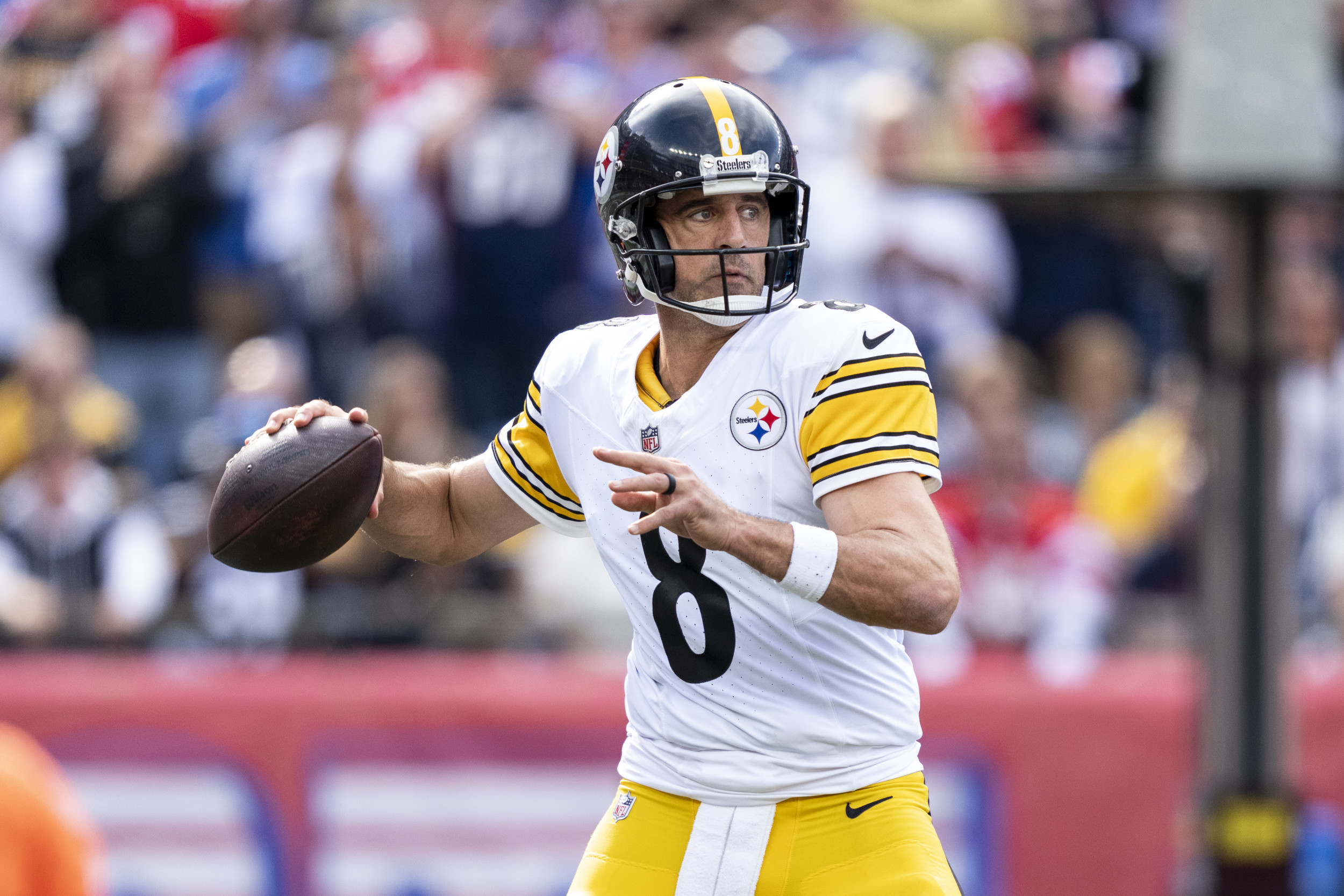 Steelers’ Aaron Rodgers Offers Blunt Words After Big Win
