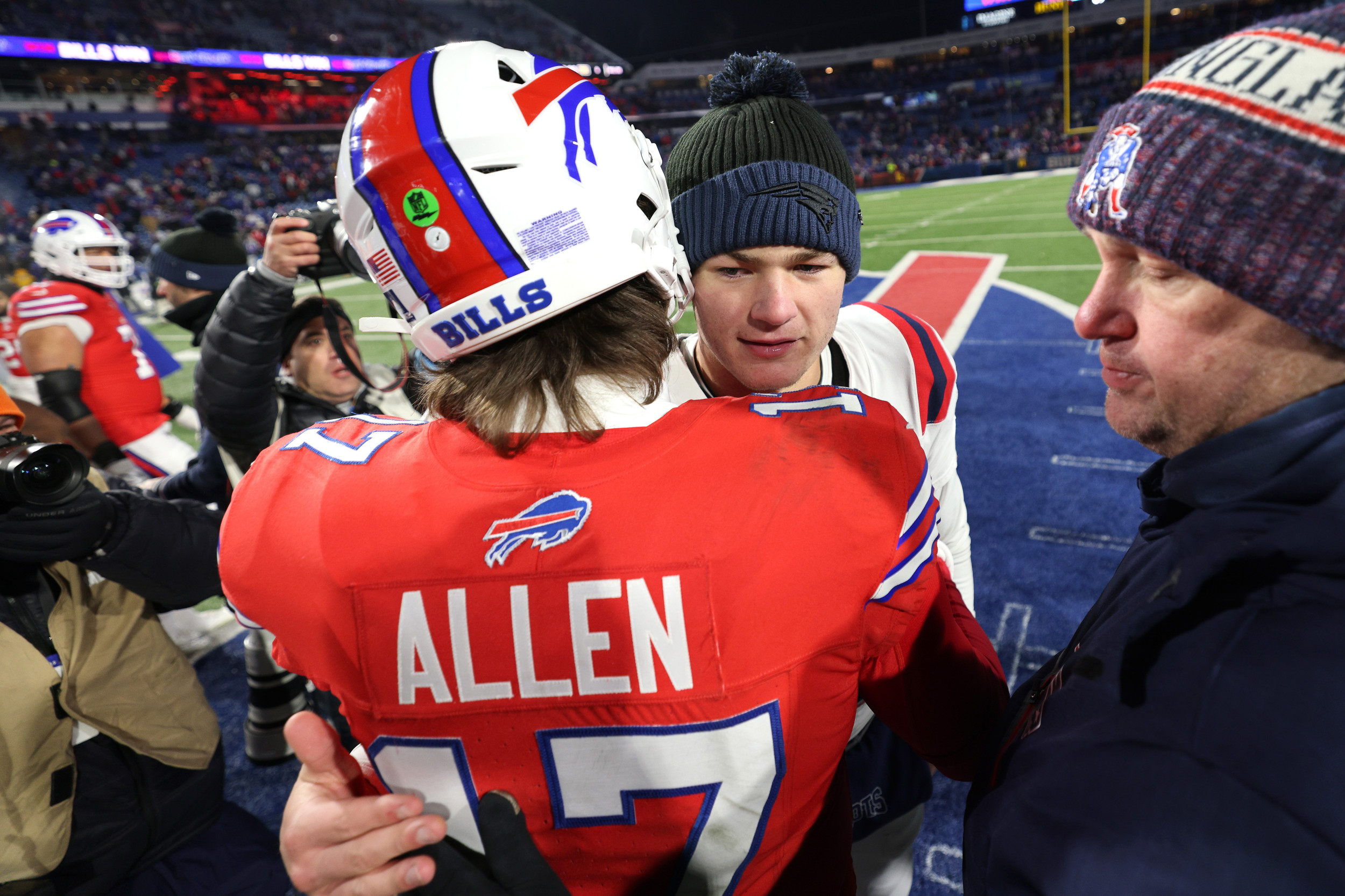 Bills’ Josh Allen Doesn’t Hold Back on Drake Maye